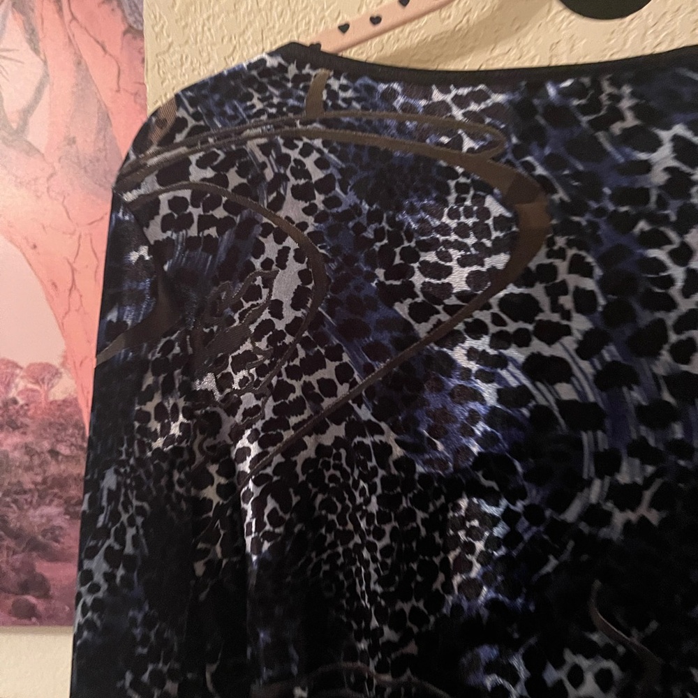 Dressbarn Plus Size Womens blue/black/sheer top size 1X pre-owned - Picture 11 of 13